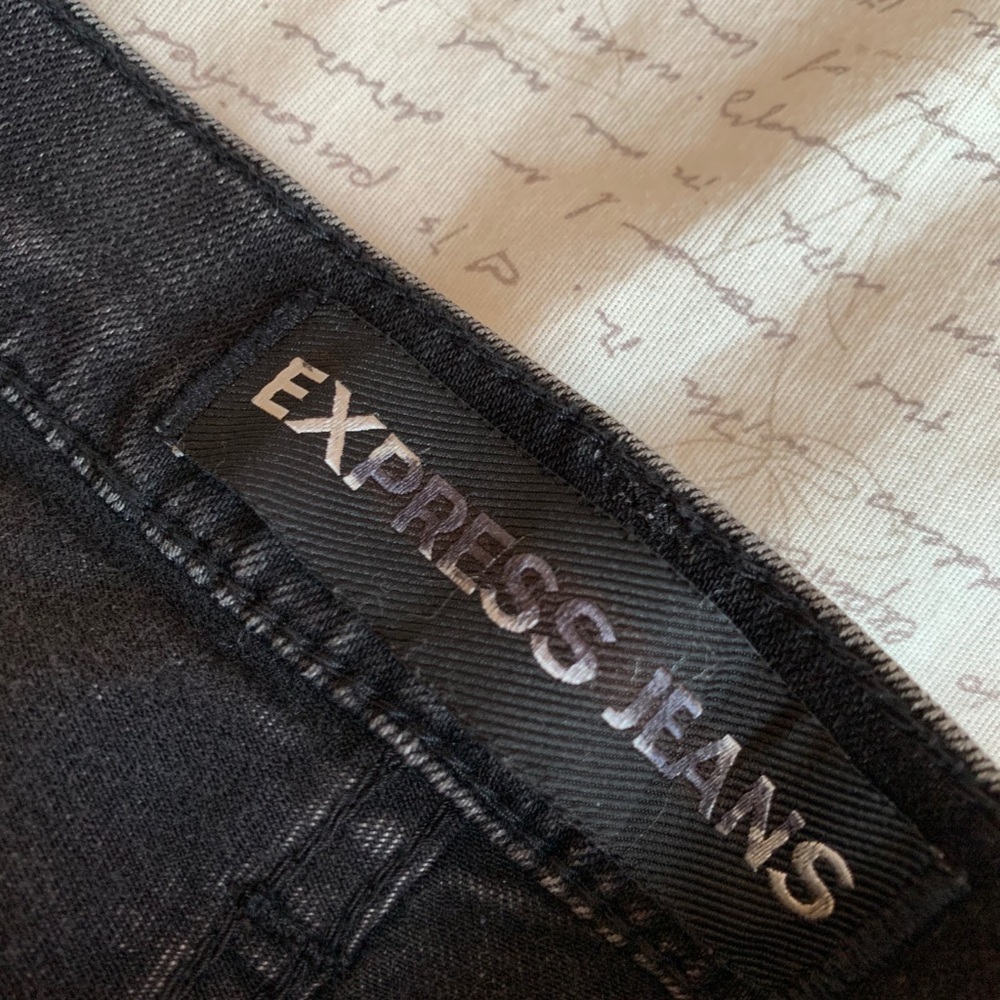 Barely Boot Jeans - Picture 7 of 8